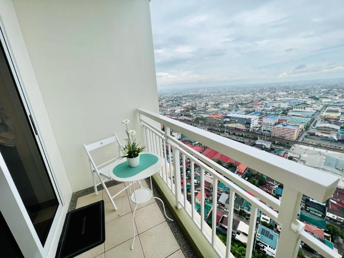 The Celandine By Dmci Homes Caloocan Exterior foto